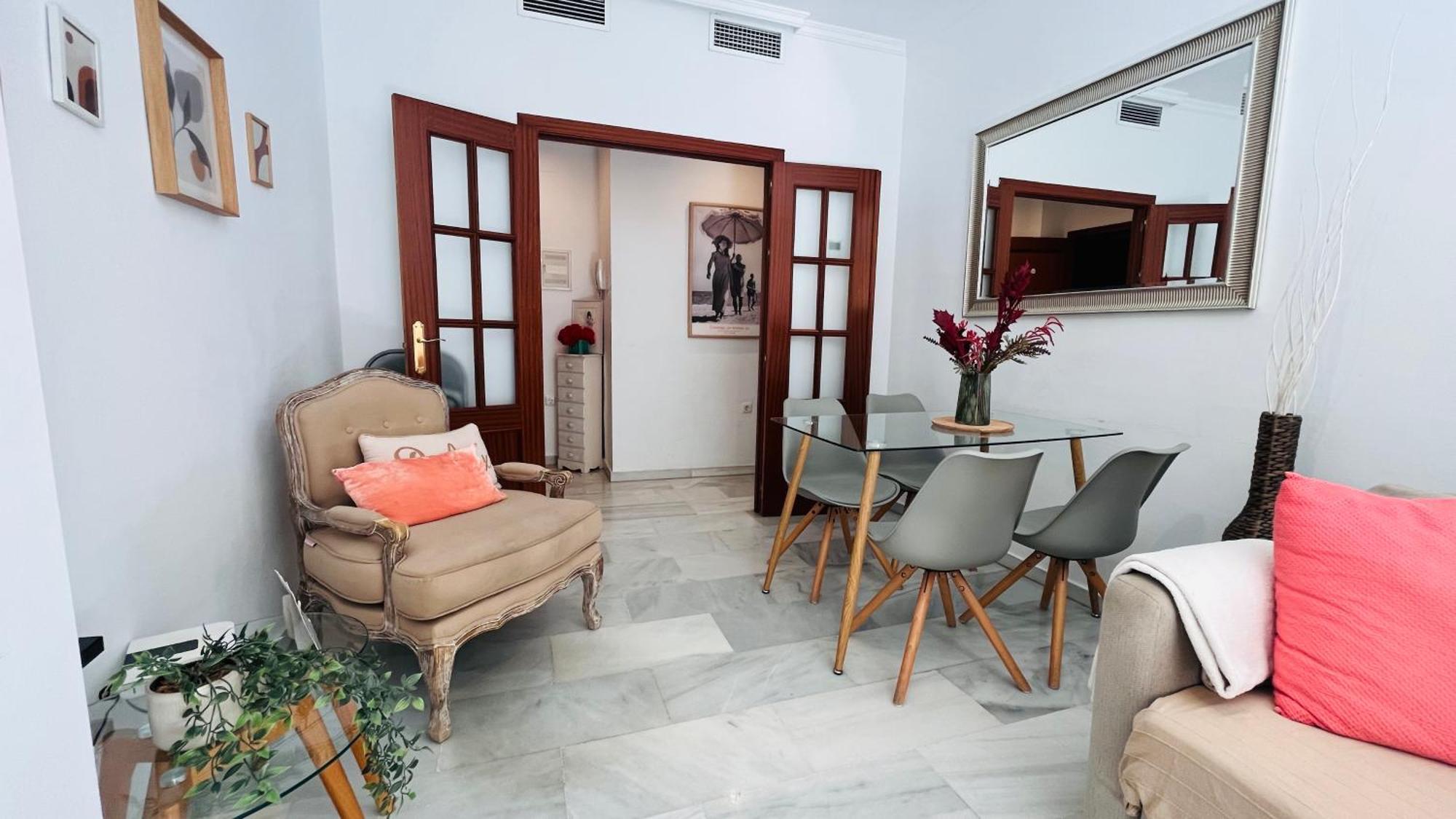Homely Malaga Atarazanas מראה חיצוני תמונה