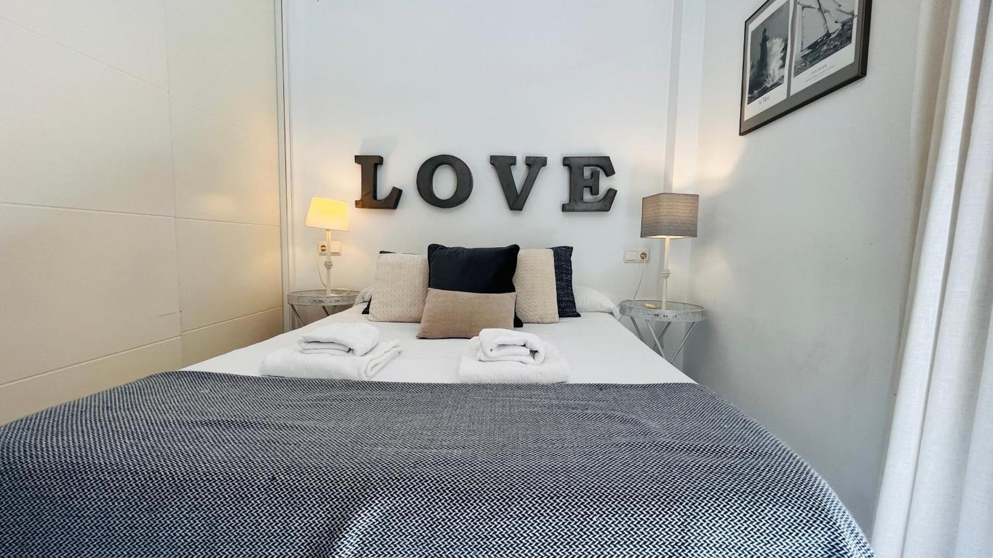 Homely Malaga Atarazanas מראה חיצוני תמונה